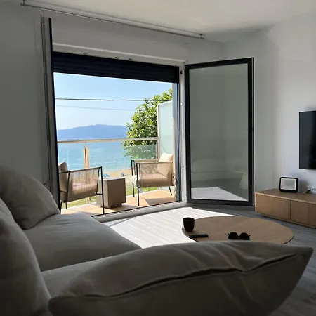 Piso Sinas Con Vistas Al Mar Appartamento Villanueva De Arosa